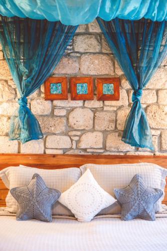 Ένα ή περισσότερα κρεβάτια σε δωμάτιο στο Cumbali Konak Hotel (Adults Only +12)