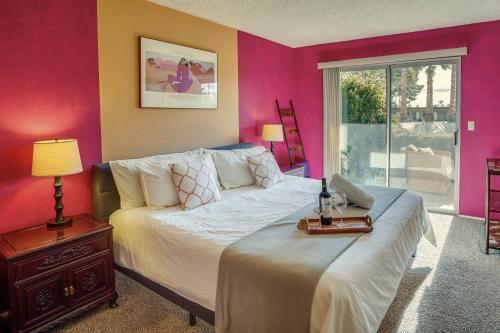 Postel nebo postele na pokoji v ubytování Borrego Springs Vacation Rental Patio and Gas Grill