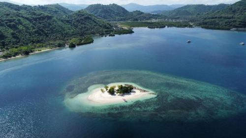 Gallery image of The Suites Lombok in Sekotong