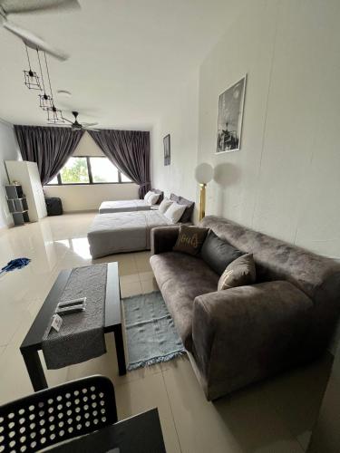 Χώρος καθιστικού στο Cozy Studio Sk 1 Residence for 4 pax UPM Mines Serdang