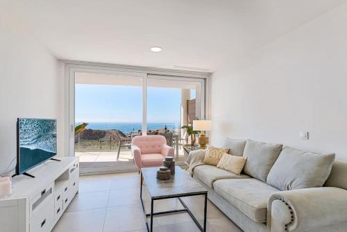 Charming apt with Ocean view