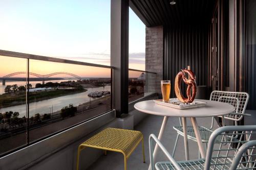 Caption By Hyatt Beale Street Memphis Image