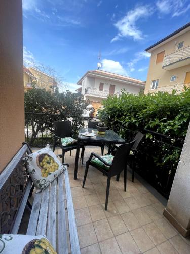 Balkoni atau teres di Da Cinzia