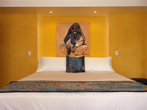 A bed or beds in a room at Panoramia Villas