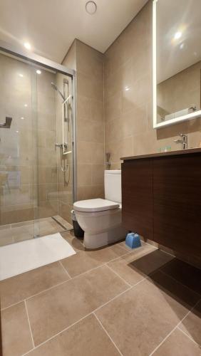 Koupelna v ubytování STAY BY LATINEM Luxury 1BR Holiday Home CVR B1303 near Burj Khalifa