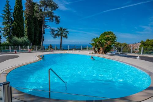 Studio Menton Garavan avec piscine à proximité Italie et Monaco