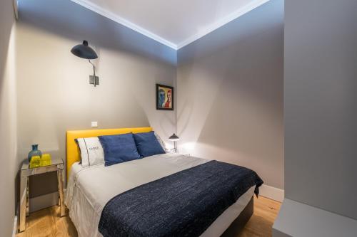 GuestReady - Luxus Porto Apts - Sto Ildefonso Terraceにあるベッド
