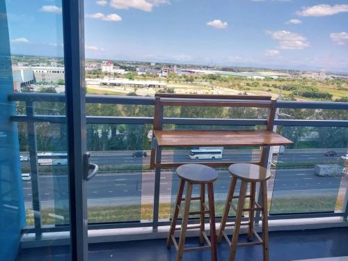 NEWLY BUILT ! Azure North First Society Studio & Netflix