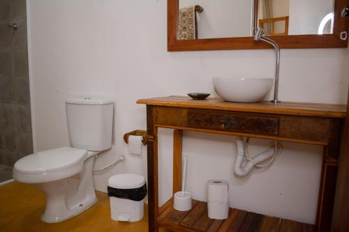 Ένα μπάνιο στο Casa em Bueno Brandão(MG) com Cachoeira Particular