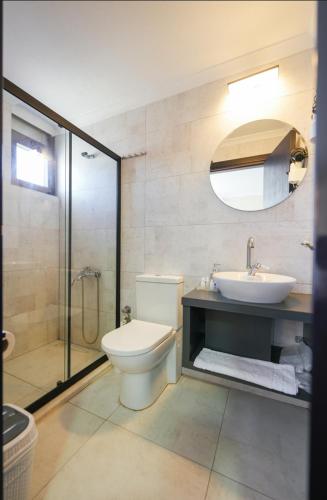 Koupelna v ubytování AKBÜK TAŞ OTEL