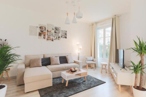 Lovely Cosy Apartment Terrace - 5 min DISNEYLAND Paris