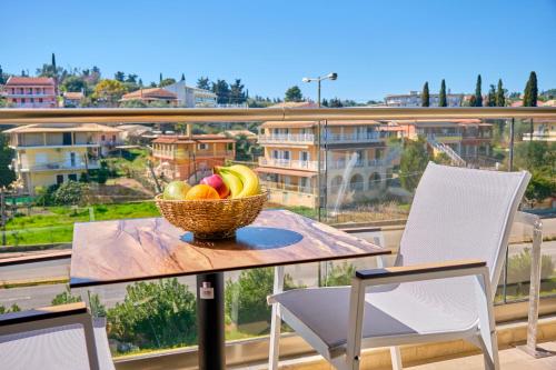 Balkón nebo terasa v ubytování Sunflower Suites Gouvia Corfu