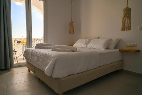 Oliva Naxos Apartments