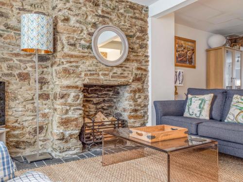 Bumblebee Cottage – Photos 5