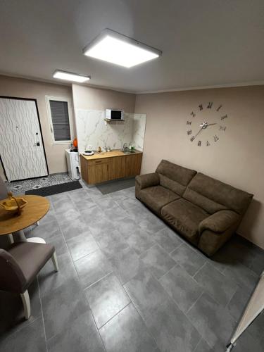 HOME OVERSIZE