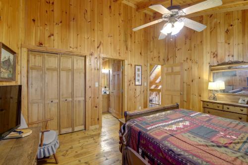 Smoky Mountains Cabin w/ Hot Tub, Deck & Views! photo 20
