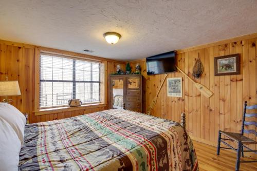 Smoky Mountains Cabin w/ Hot Tub, Deck & Views! photo 21