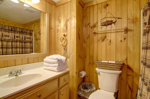 Smoky Mountains Cabin w/ Hot Tub, Deck & Views! photo 22