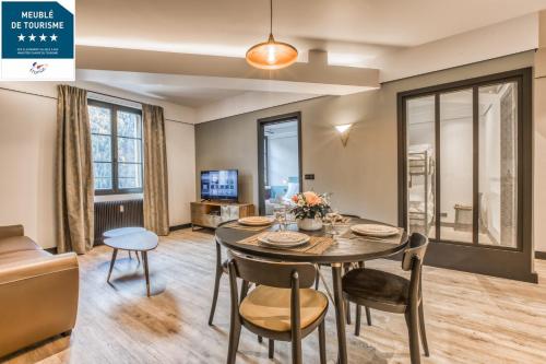 Majestic Broadway - 4 star apartment with spectacular views