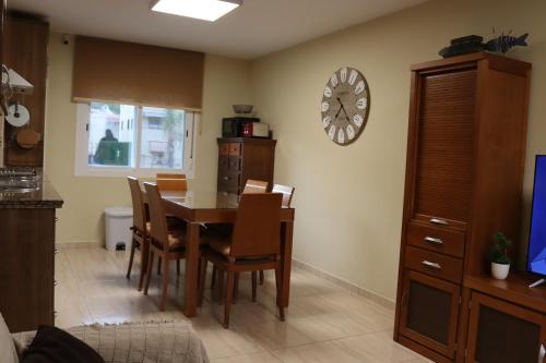 Posezení v ubytování Apartamentos Carihuela Playa, Acogedor, Wifi y Fibra Optica