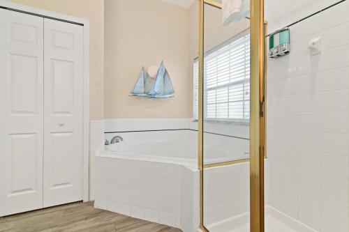 Cristina's Tropical Villa/ Just minutes from Disney! photo 17