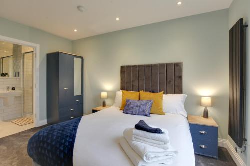 Katil atau katil-katil dalam bilik di New London Life Executive Apartments