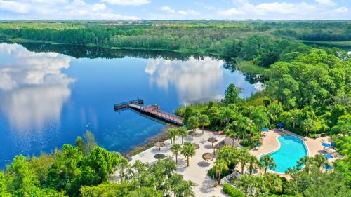 Cristina's Tropical Villa/ Just minutes from Disney! photo 26