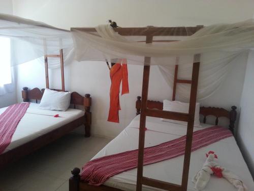 Gallery image of Ebony & Ivory Beach Bungalows in Nungwi