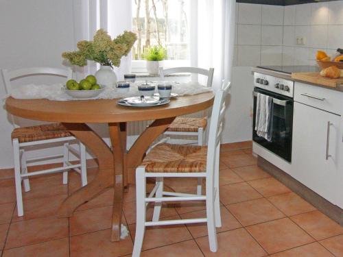 Η κουζίνα ή μικρή κουζίνα στο Ferienwohnung Achtern de Heeg in Ueckermünde