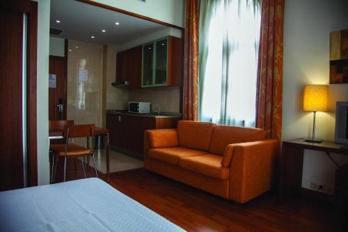 พื้นที่นั่งเล่นของ Hotel Apartamentos Geres Ribeiro