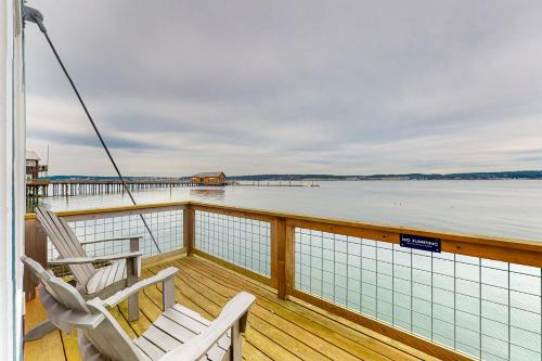 Φωτογραφία από το άλμπουμ του Penn Cove Strand #E σε Coupeville