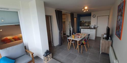 Fotografia z galérie ubytovania Magnifique appartement 46 m2 entièrement rénové et équipé à neuf - 4 personnes v destinácii Cabourg