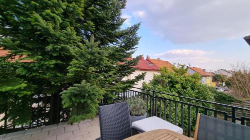 Charming Cottage w Terrace