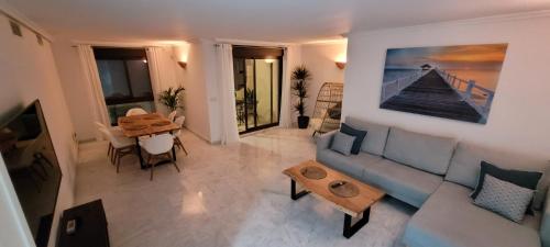 Luxury apartment in the heart of Moraira & 200mtrs from the sea