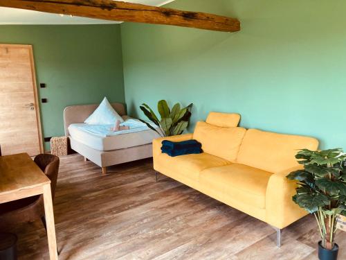 Postel nebo postele na pokoji v ubytování Hotel Zum Alten Schlagbaum