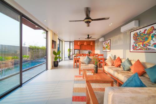 Hola Villa 2 by Ovui – Photos 3