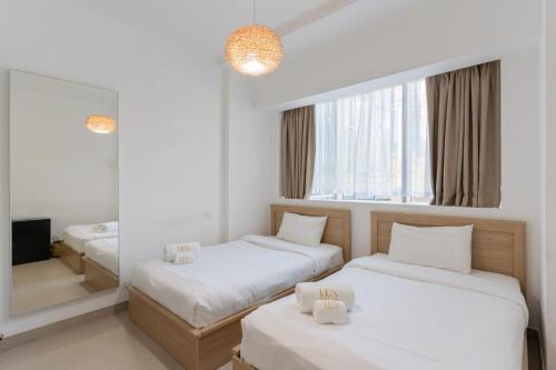 LUXFolio Retreats – Stunning Views of Waterfront