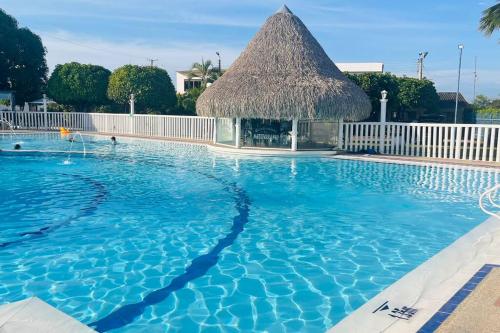 Bazén v ubytování Grandiosa Casa-Jacuzzi Privado nebo v jeho okolí