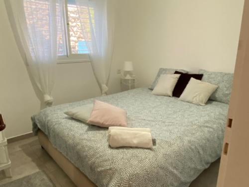 Ένα ή περισσότερα κρεβάτια σε δωμάτιο στο Séjour en Galillé
