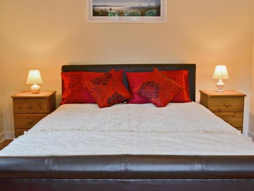 Postel nebo postele na pokoji v ubytování Stable Cottage