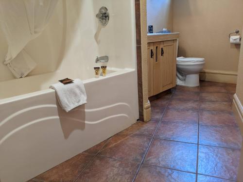 Third Mission Heritage Suites – Photos 5
