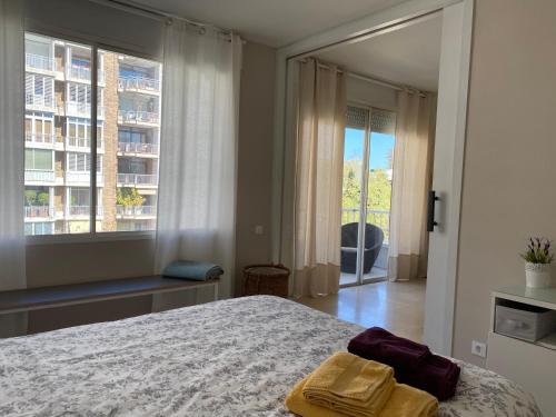 Precioso y tranquilo apartamento zona alta Diagonal Barcelona