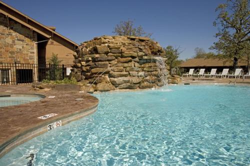 Gallery image of POSTOAK Lodge and Retreat in Tulsa