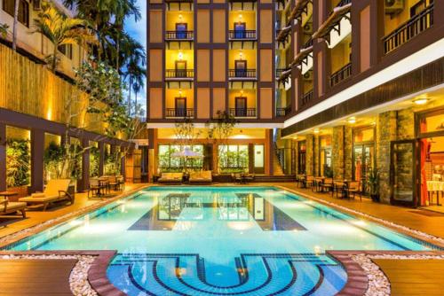 Bazén v ubytování Sokchea Angkor Hotel nebo v jeho okolí