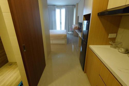 Tower A, 9th Floor, No 11 in Lubuk Baja Favehotel, Apartment in Nagoya Thamrin City
