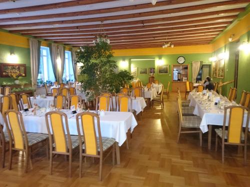 Gallery image of Hotel Narcyz in Świerad&oacute;w-Zdr&oacute;j