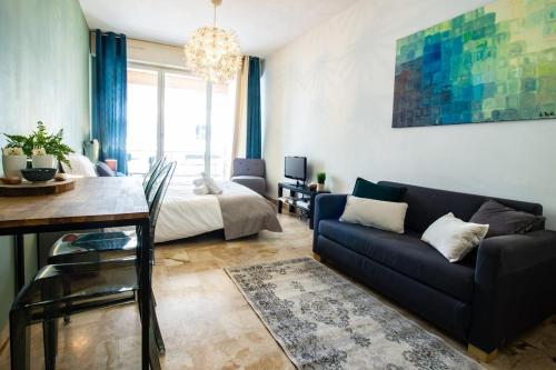 Reve de Jade devant le canal