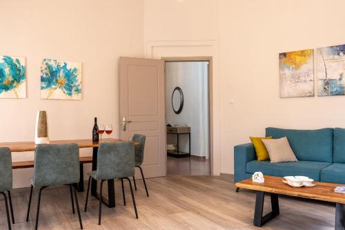 Posedenie v ubytovaní Strat's City Loft