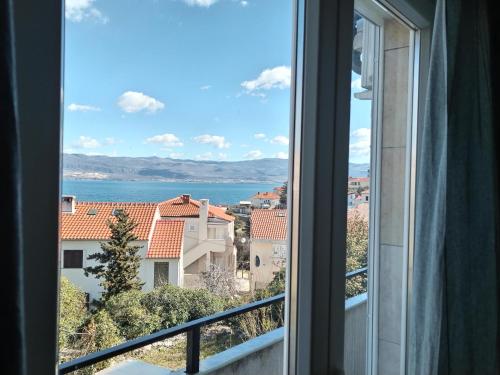 Gallery image of Island Bliss - 150 m from the beach, with sea view in Vrbnik