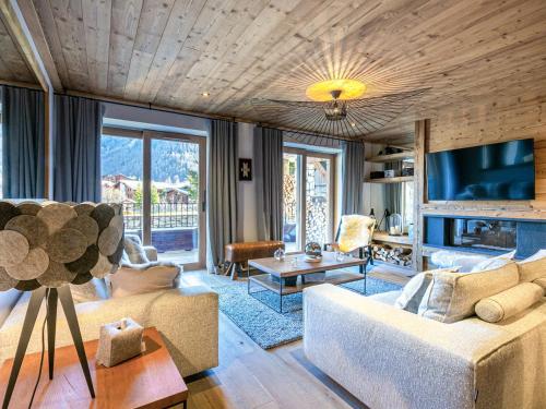 Luxueux 4 pièces avec balcon, cheminée et services conciergerie à Val-d'Isère - FR-1-694-65